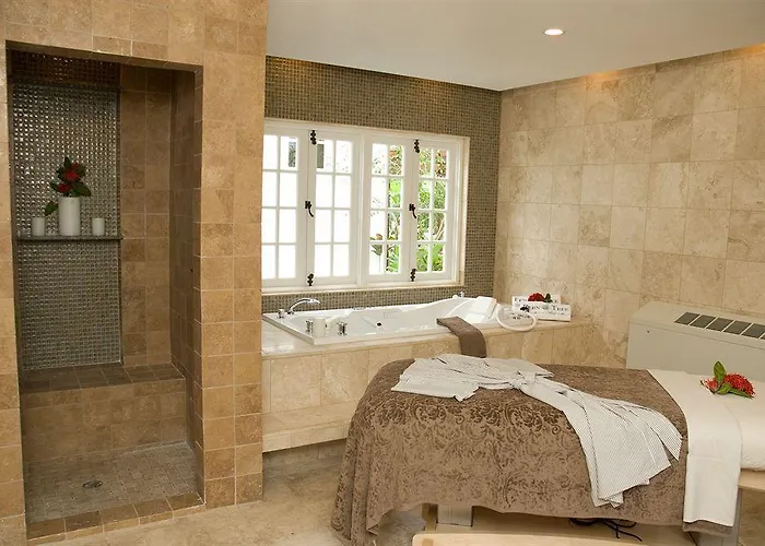 Half Moon Royal Villas